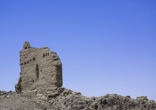 Sudan, Nubia, Sai island, ruins of the ottoman fort with the nile and jebel abri