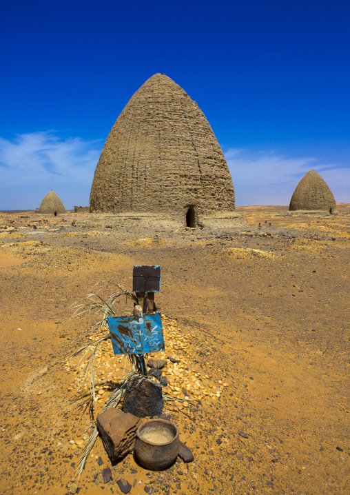 Sudan, Nubia, Old Dongola, beehive tombs