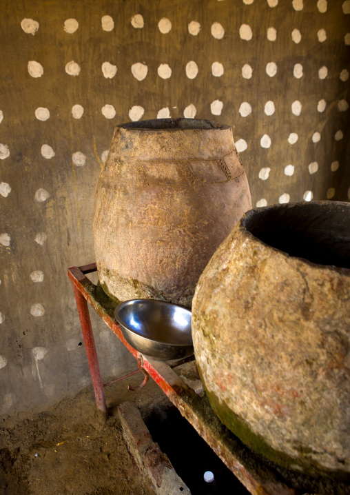 Sudan, Nubia, Old Dongola, drinking water jars