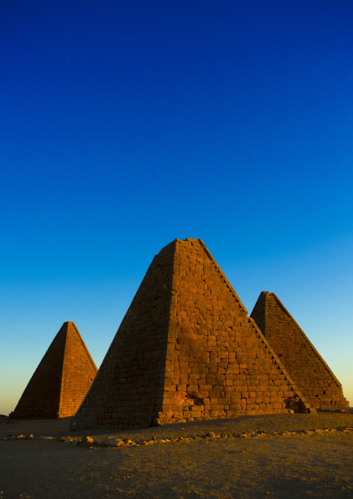 Sudan, Northern Province, Karima, the pyramids at jebel barkal, used by napatan kings
