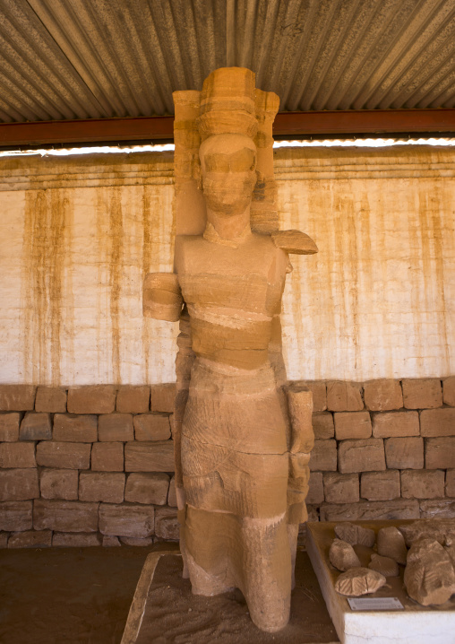 Sudan, Nubia, Naga, statue in naga site