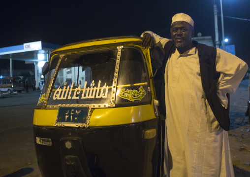 Sudan, Red Sea State, Port Sudan, taxi driver
