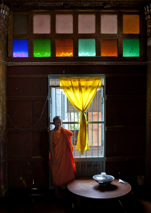 Monk in mae hong son temple, Thailand