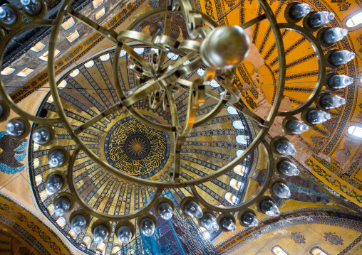 Chandelier and ceiling of Hagia Sophia, Sultanahmet, istanbul, Turkey