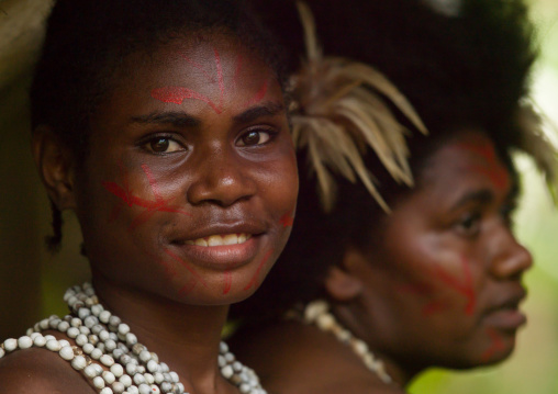 Portrait of a Small Nambas tribeswomen, Malekula island, Gortiengser, Vanuatu