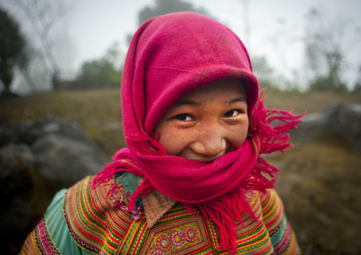 Flower hmong girl with a pink veil, Sapa, Vietnam