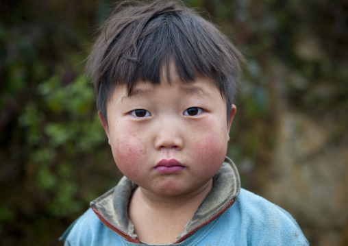 Black hmong boy, Sapa, Vietnam