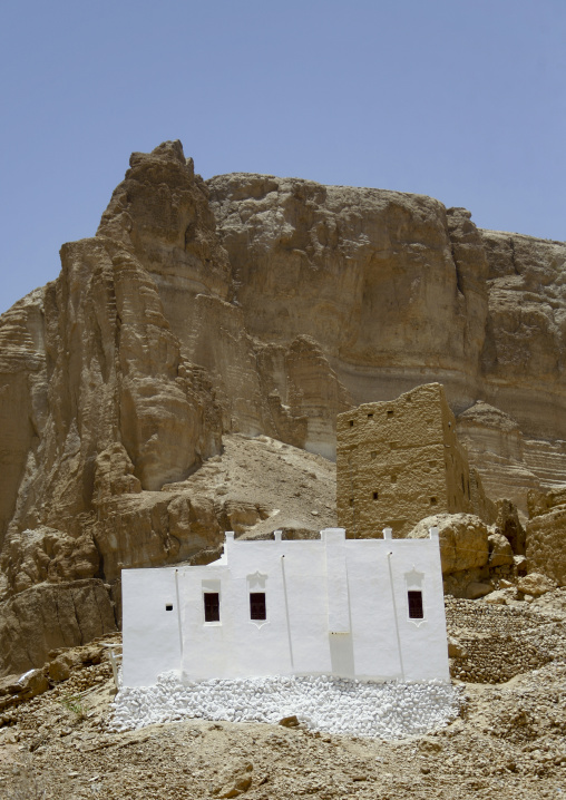 Traditional White Painted Building In Hadramaut, Yemen