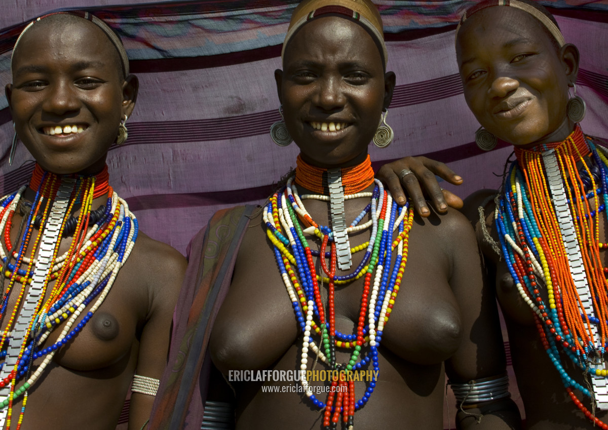 груди африканских женщин фото 19