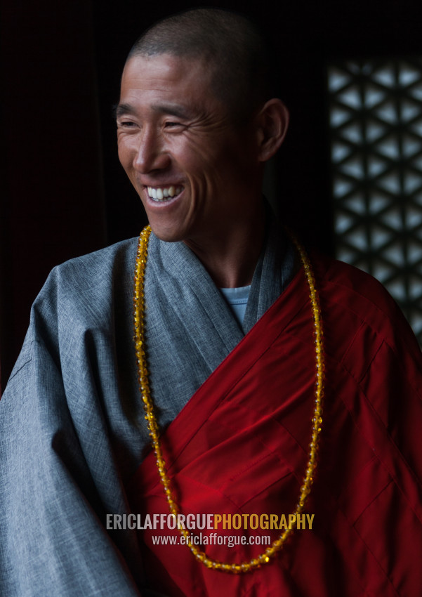 ERIC LAFFORGUE PHOTOGRAPHY - Smiling North Korean monk in Ryongthong ...