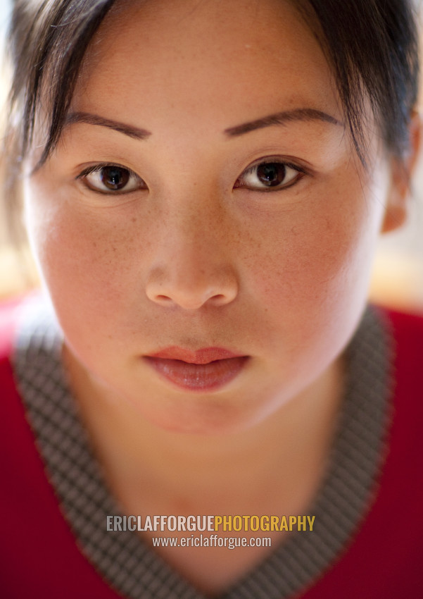 ERIC LAFFORGUE PHOTOGRAPHY - Portrait of a North Korean woman, North ...