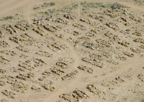 Muslim cemetery, Wadi Dhar, Dar al-Hajar, Yemen