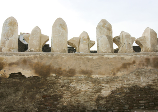 Heritage house crenels in the old town, Al Hudaydah Governorate, Zabid, Yemen