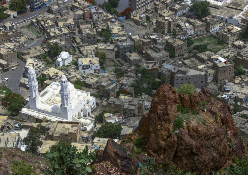 Al-ashrafiya Mosque in the city from Al-Cahira fortress, Janad Region, Taiz, Yemen