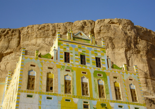 Multi colored mudbrick house, Hadhramaut, Khaila, Yemen