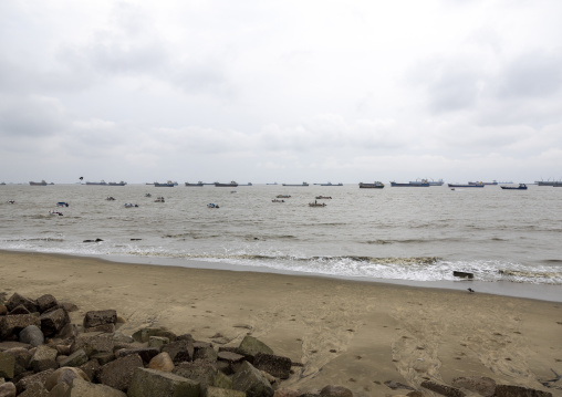 Polluted sea water with tanker ships, Chittagong Division, Chittagong, Bangladesh