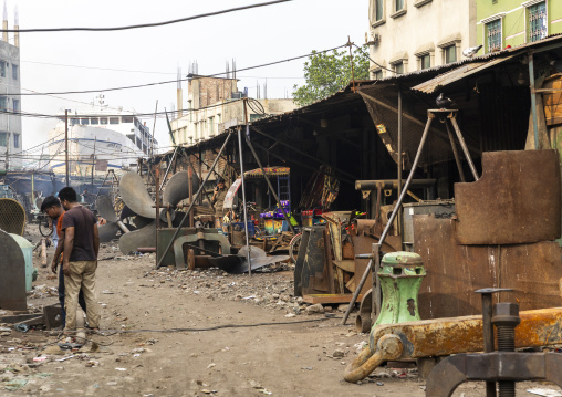 Bangladeshi workers at Dhaka shipyard, Dhaka Division, Keraniganj, Bangladesh