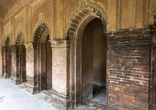 Kantajew hindu Temple, Sirajgonj District, Hatikumrul, Bangladesh