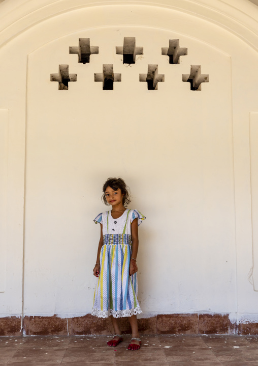 Bangladeshi girl in Kantajew hindu Temple, Rangpur Division, Dinajpur, Bangladesh