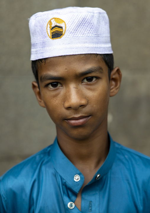 Portrait of a muslim boy in Kusumba Mosque, Rajshahi Division, Kusumba, Bangladesh