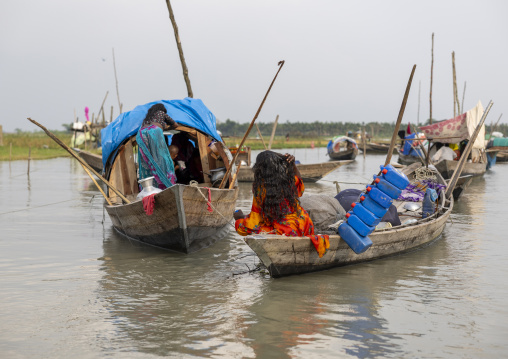 River gypsies living on their boats , Barisal Division, Barisal, Bangladesh