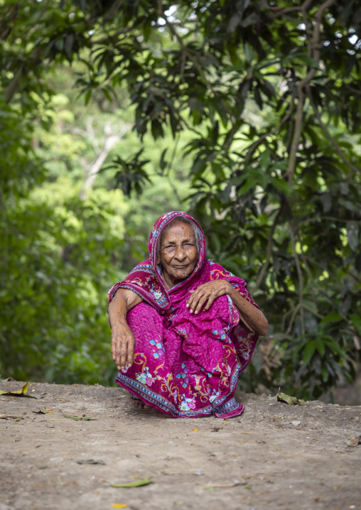 Portrait of an old woman, Dhaka Division, Sreenagar, Bangladesh