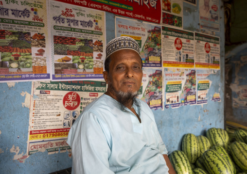 Bangladeshi muslim man in the market, Dhaka Division, Dhaka, Bangladesh