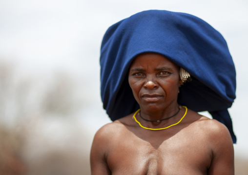Mucubal tribe woman with the ompota headdress, Namibe Province, Virei, Angola