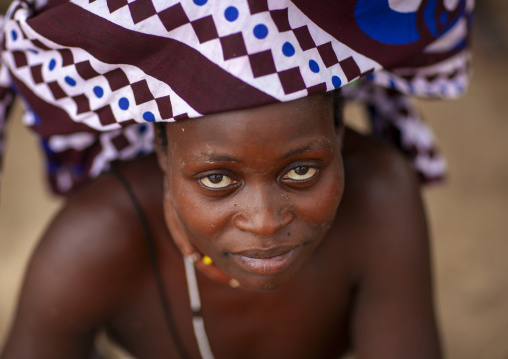 Mucubal tribe woman with the ompota headdress, Namibe Province, Virei, Angola