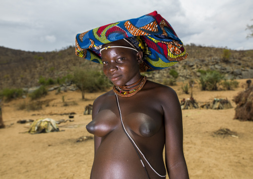 Mucubal tribe woman with the ompota headdress, Namibe Province, Virei, Angola