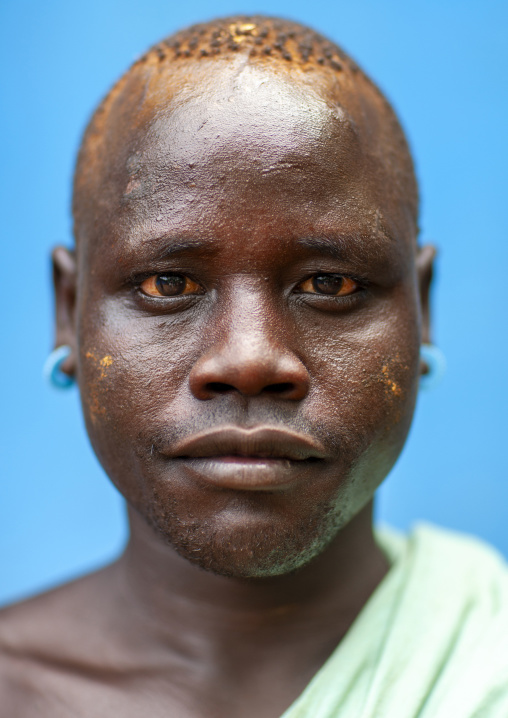Bodi tribe man portrait, Omo Valley, Hana Mursi, Ethiopia
