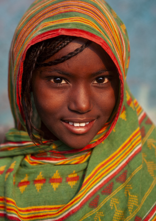 Portrait of a smiling Afar tribe girl, Afar Region, Assayta, Ethiopia