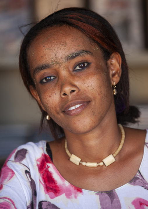 Young muslim woman, Tadjourah region, Tadjourah, Djibouti