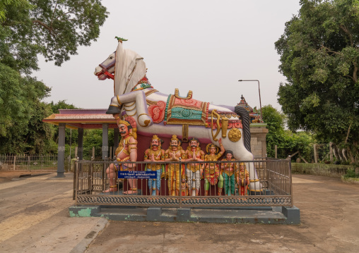 Terracotta Horses gifts to the god Aiyanar, Tamil Nadu, Pallathur, India