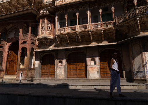 Old decorated house, Rajasthan, Pushkar, India