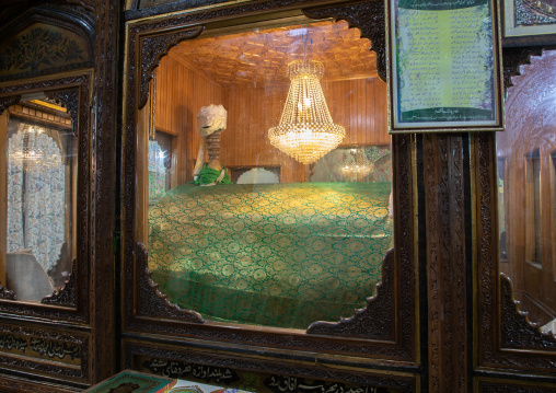 Grave inside Ziyarat Naqshband Sahab, Jammu and Kashmir, Srinagar, India