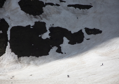 Winter activities in the mountain, Ladakh, Zoji La pass, India