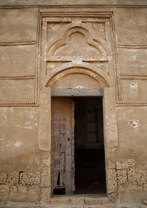 Farasani house with gypsum decoration and frescoes, Jazan Province, Farasan, Saudi Arabia