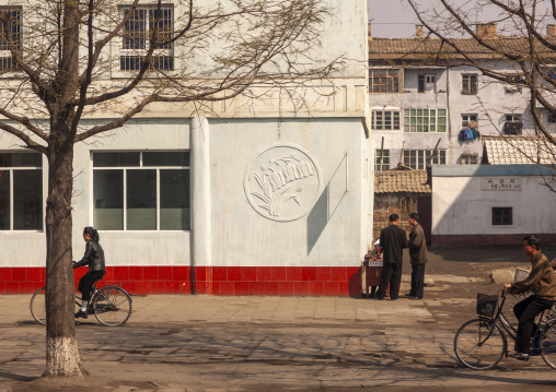 Hairdresser in the street, South Pyongan, Nampo, North Korea