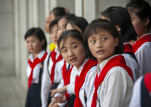 North Korean pioneers girls, DGC, Pyongyang, North Korea