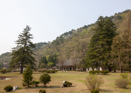 Pohyon-sa Korean buddhist temple, Hyangsan county, Mount Myohyang, North Korea