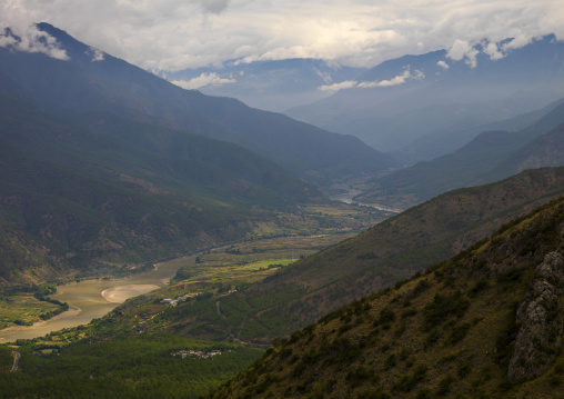 Tiger Leaping Gorge And Jinsha River, Lijiang, Yunnan Province, China