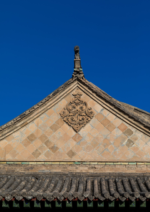 Roof of Dong Gong Guan mansion, Gansu province, Linxia, China