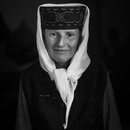 Old Tajik Woman, Xinjiang Uyghur Autonomous Region, China