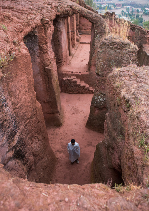 Pilgrim during kidane mehret orthodox celebration, Amhara region, Lalibela, Ethiopia