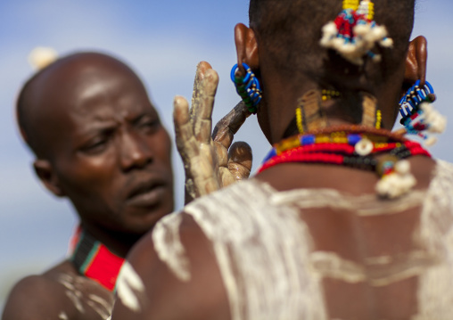 Bashada Tribe Man Making Body Painting, Dimeka, Omo Valley, Ethiopia