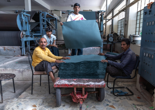 Indian workers in Salim's paper handmade paper factory, Rajasthan, Sanganer, India