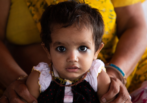 Portrait of a rajasthani girl, Rajasthan, Jaipur, India