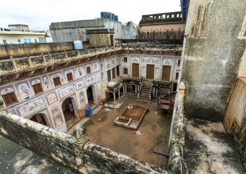 Murals in the courtyard of a haveli, Rajasthan, Nawalgarh, India