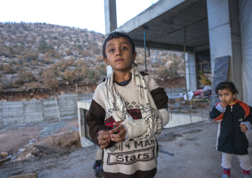 Yezidi Refugees Displaced From Sinjar Living In An Under Construction Building, Duhok, Kurdistan, Iraq